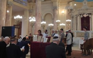 Resultado de imagen para Regreso a casa: la sinagoga de Alejandría acoge las oraciones judías más grandes de Egipto en décadas